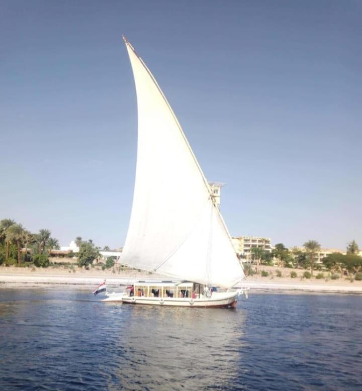 Nile Felucca Adventure Hotel Aswan Exterior photo